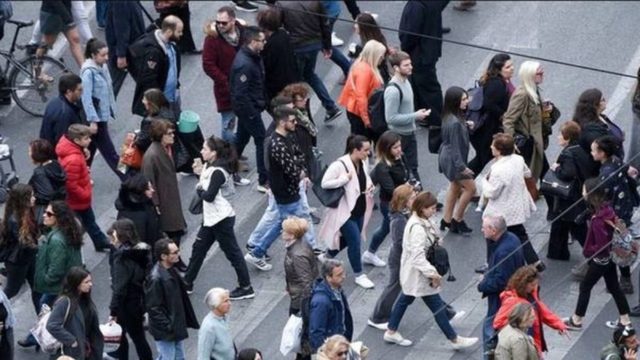 Κορωνοϊός: Μικρή μείωση σε θανάτους και κρούσματα – Οι σκληροί «δείκτες» της ημέρας (18/2)