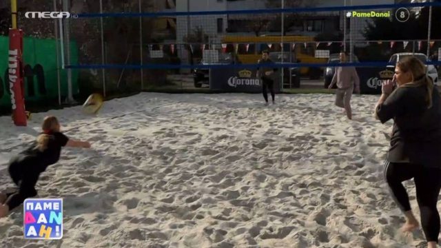 «Πάμε Δανάη»: Challenge στο beach volley με τον πρώην σύντροφο της Δανάης Μπάρκα