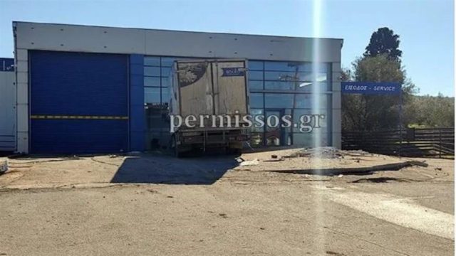 Τραγωδία στην Θήβα: Νεκρός 25χρονος εργάτης από έκρηξη σε επιχείρηση (video)