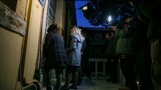Γηροκομείο-κολαστήριο στα Χανιά: Απειλούσαν τη ζωή των συγγενών των ηλικιωμένων – Οι ύποπτες εξουσιοδοτήσεις για μεταβιβάσεις ακινήτων