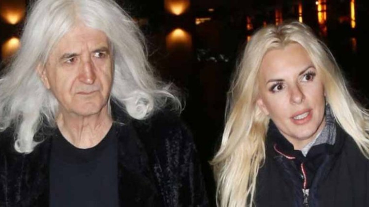 «Βόμβα» από την Αννίτα Πάνια: «Ο Νίκος Καρβέλας είναι…» – Απίστευτη αποκάλυψη για την «σχέση» τους