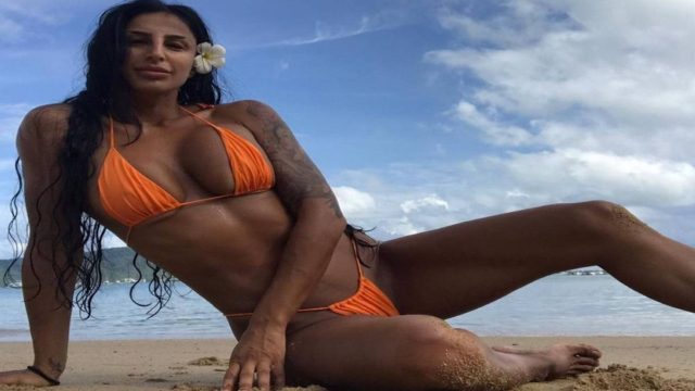 Survivor 5: ΣΟΚ με φωτογραφίες της Αθηνάς Ευμορφιάδη! Πριν φουσκώσει χείλη και… σώμα