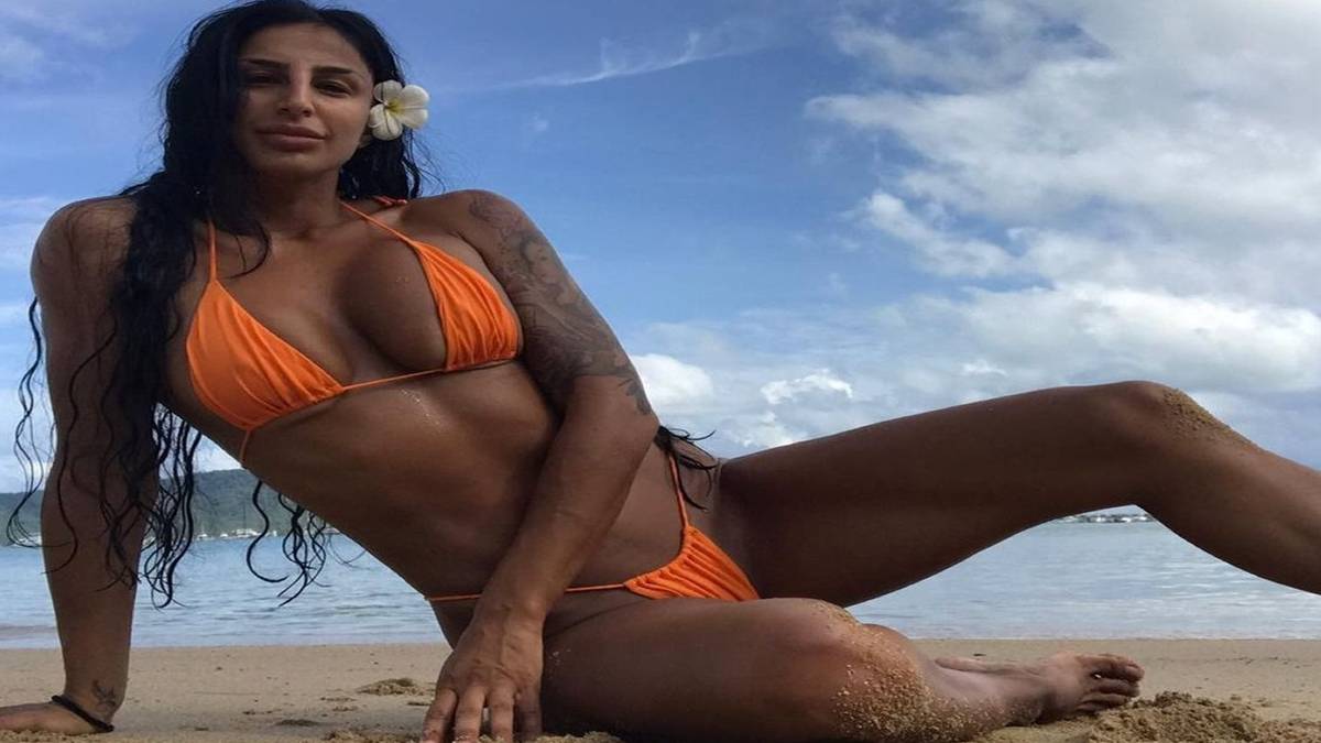 Survivor 5: ΣΟΚ με φωτογραφίες της Αθηνάς Ευμορφιάδη! Πριν φουσκώσει χείλη και… σώμα