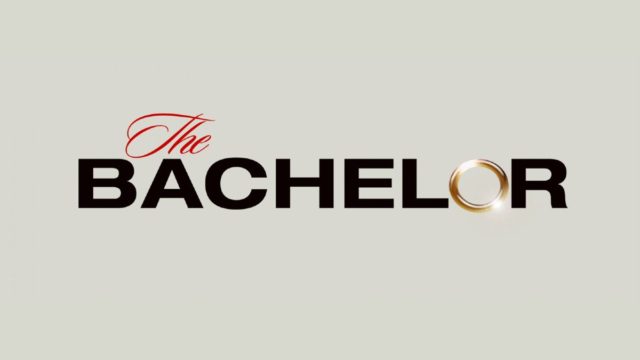 Ξαφνική γέννα για το ζευγάρι του «The Bachelor»: Το ανακοίνωσαν δημόσια