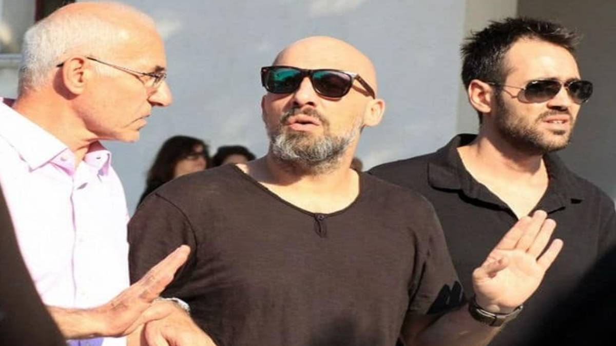 Νίκος Μουτσινάς: «Ήρθε η Λάσκαρη στην κηδεία της μητέρας μου! Άνοιξαν το καπάκι και…»