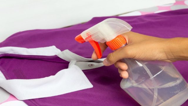 Το συναρπαστικό σπιτικό σπρέι με 3 υλικά που θα κάνει τα ρούχα να μοσχοβολάνε
