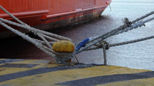 Καιρός – Απαγορευτικό: Προβλήματα από τους θυελλώδεις ανέμους – Ποια δρομολόγια πλοίων δεν θα πραγματοποιηθούν (video)