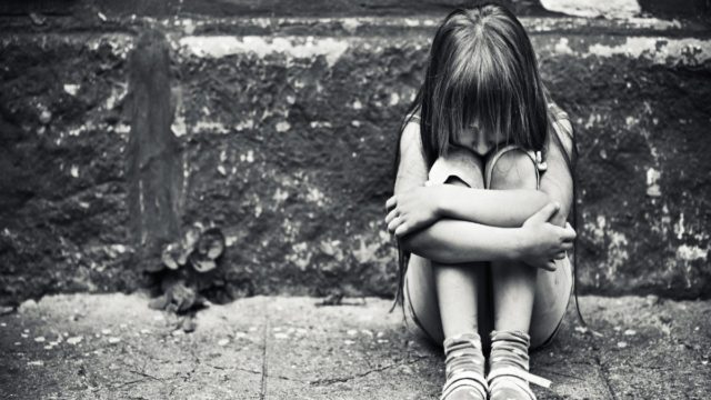 Σάλος με γνωστό ροκ καλλιτέχνη κορυφαίας ελληνικής μπάντας – Κατηγορείται για παιδοφιλία