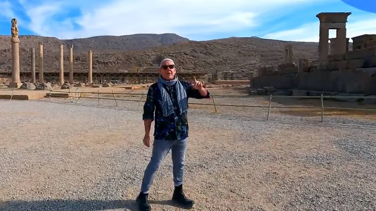 “Εικόνες”: Ο Τάσος Δούσης συνεχίζει το ταξίδι στο Ιράν – Μην χάσετε το δεύτερο μέρος