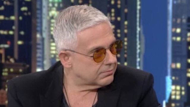 Αγνώριστος: Δείτε πως ήταν ο Τάσος Δούσης σε παιδική ηλικία!