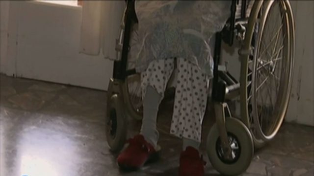 «Τους τάιζαν αποφάγια και επικίνδυνα εντόσθια ζώων» – Σοκάρουν οι αποκαλύψεις για το γηροκομείο φρίκης στα Χανιά (Video)