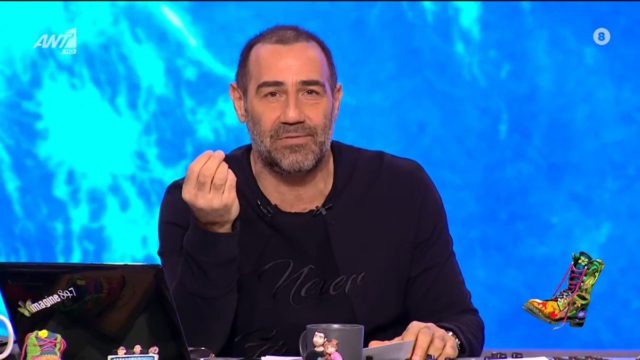 «Ρε άι σιχτίρ…»: Έξαλλος στο «Ράδιο Αρβύλα» ο Αντώνης Κανάκης!