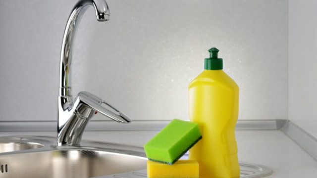 Το μυστικό των γιαγιάδων για το ξεβούλωμα των αποχετεύσεων εύκολα και γρήγορα