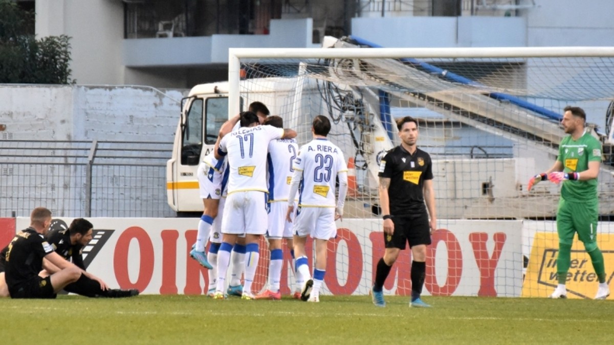Λαμία-Αστέρας 0-2: Λάμπει… το άστρο του για εξάδα!