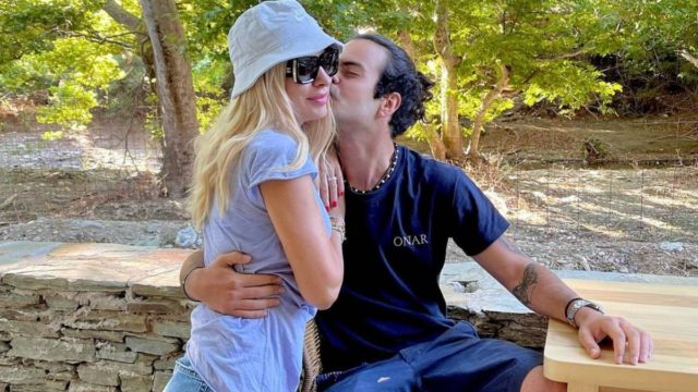Ούρλιαζε η Ελένη Μενεγάκη: Ο εθισμός του Άγγελου Λάτσιου την έφερε σε απόγνωση!