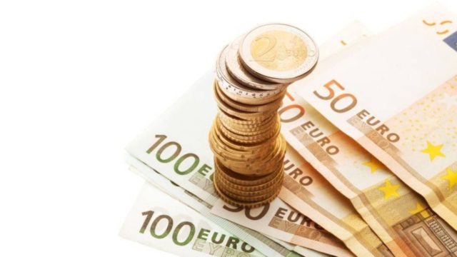 “Καμπανάκι” για χιλιάδες νοικοκυριά: Κινδυνεύουν να χάσουν επιδόματα και παροχές – Οι λόγοι