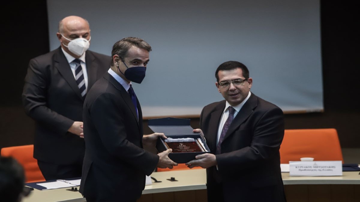 Δικαιοσύνη – Μετακομίζει η Ευελπίδων: Η ομιλία Μητσοτάκη, το νέο κτίριο των 40.000 τμ και τα 250 εκατ. ευρώ από το Ταμείο Ανάκαμψης (video)