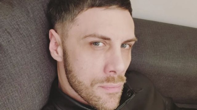 Σπάραξε ο Νότης Χριστοδούλου: «Η μητέρα μου δεν μπόρεσε ποτέ να αποδεχτεί ότι είμαι ομοφυλόφιλος»
