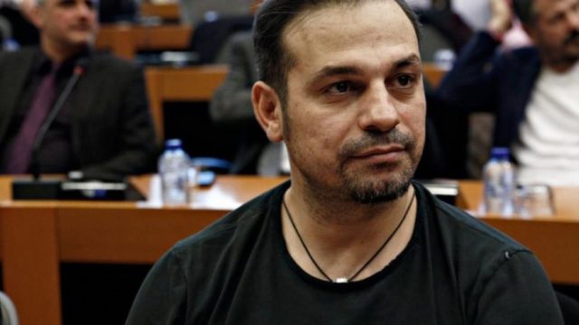 Μήνυμα Ντέμη Νικολαΐδη όλο νόημα: «Σας παρακαλώ, μην με χτυπάτε…»