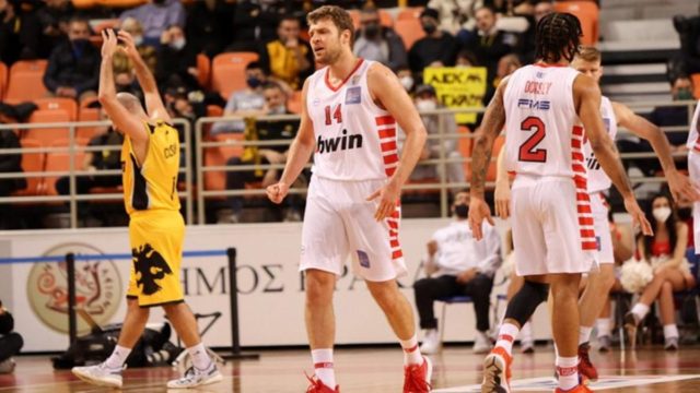 Κύπελλο Ελλάδας – Μπάσκετ: Βεζένκοφ και Παπανικολάου έστειλαν στον τελικό τον μέτριο Ολυμπιακό! (video)