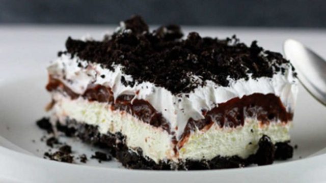 Λαχταριστό και εύκολο γλυκό ψυγείου με oreo – Έτοιμο μέσα σε 5 λεπτά