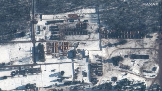 Ουκρανία: Επικίνδυνη κλιμάκωση στα σύνορα – Ανταλλαγή πυρών μεταξύ ουκρανικού στρατού και φιλορώσων αυτονομιστών