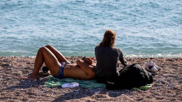 Η φωτογραφίας της ημέρας: Για όσους θέλουν βουτιές από νωρίς…