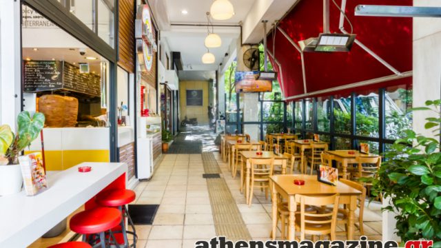 Το μοναδικό ψητοπωλείο στην Ιπποκράτους που κρατάει ακόμα ψηλά την «σημαία» της παράδοσης!