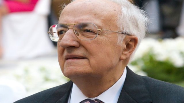 Χρήστος Σαρτζετάκης: Τη Δευτέρα στην Μητρόπολη Αθηνών η κηδεία του πρώην Προέδρου της Δημοκρατίας