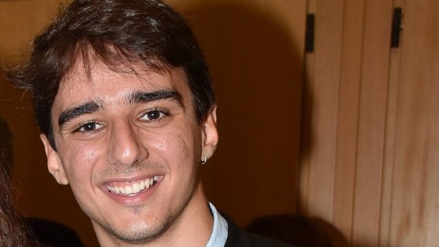 Σασμός: Αυτή την κοπέλα θα ερωτευτεί παράφορα ο Μανόλης (photos)