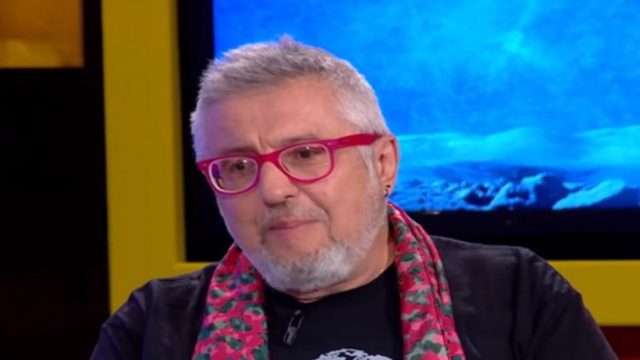 Στάθης Παναγιωτόπουλος: Έξαλλος ο ξάδελφός του – «Aς κοιτάξουμε τους υποκριτές… κάνουν ότι δεν γνωρίζουν τίποτα, τους Σταρόβες, Αρβύλες» (Video)