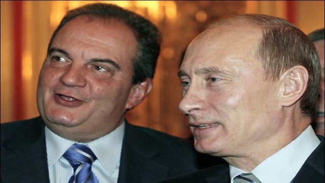Το χρονικό των Ελληνο-ρωσικών σχέσεων επί Πούτιν: Η συμφωνία που «γκρέμισε» τον Καραμανλή και η άγρια κόντρα με τον Τσίπρα (photos)