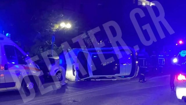 Αδιανόητο τροχαίο στη Λεωφόρο Βουλιαγμένης – Ι.Χ. γύρισε “τούμπα”