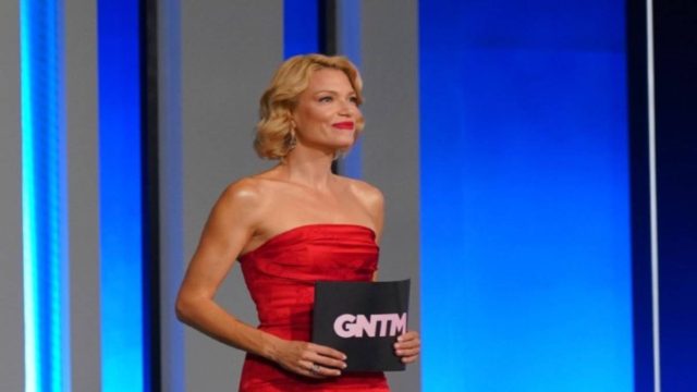 Βίκυ Καγιά: Μαντέψτε την ηλικία της το ύψος και…την μυστηριώδη καταγωγή της
