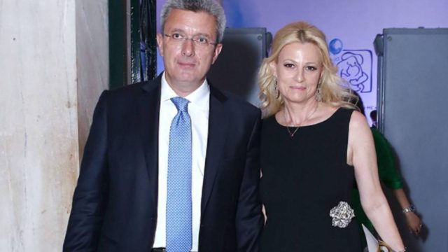 Νέα γυναίκα στο πλευρό του Νίκου Χατζηνικολάου – Το παρελθόν και το tweet αποκάλυψη