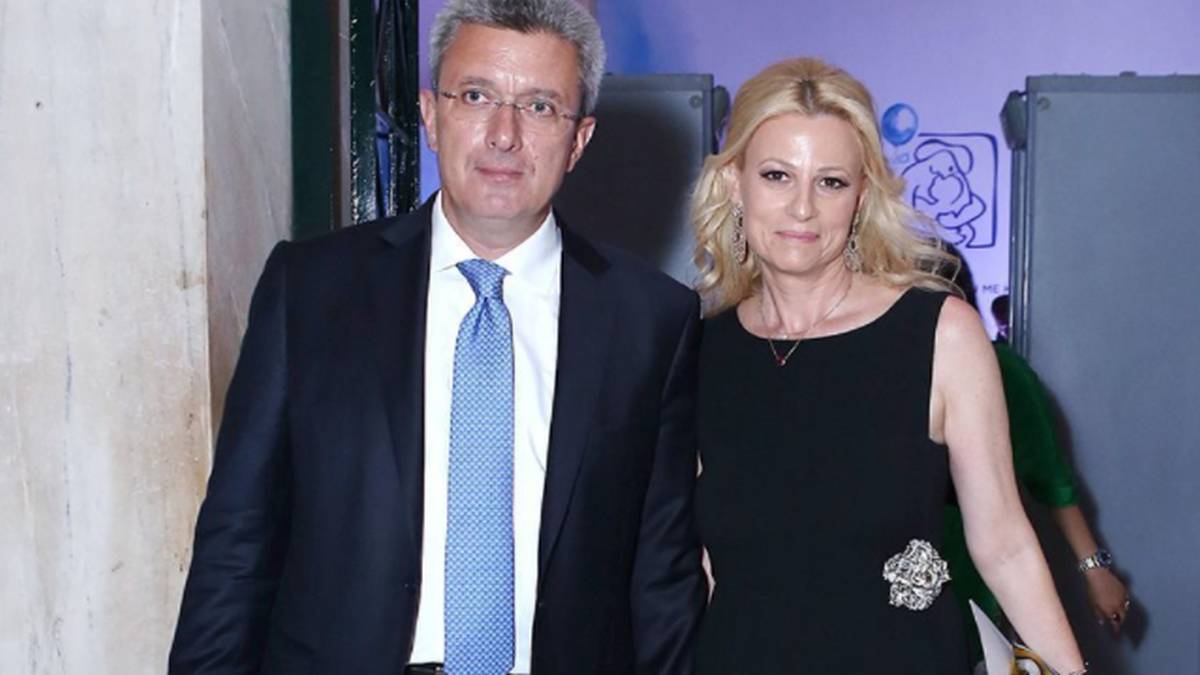 Νέα γυναίκα στο πλευρό του Νίκου Χατζηνικολάου – Το παρελθόν και το tweet αποκάλυψη