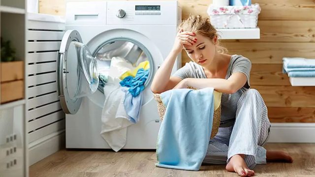 Βαριέστε το πλυντήριο; Αυτή η μικρή αλλαγή θα κάνει το πλύσιμο ρούχων παιχνιδάκι