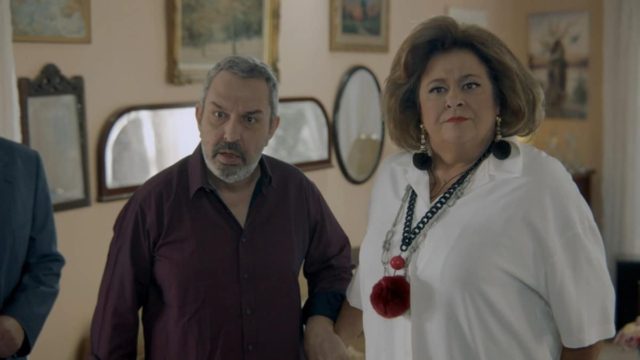 Συμπέθεροι από τα Τίρανα: Στα άκρα φτάνουν η Πένη και ο Λυκούργος για να μην μαθευτεί το μεγάλο μυστικό