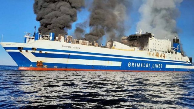 Φωτιά στο Euroferry Olympia – Τραγική κατάληξη για τους τελευταίους δύο αγνοούμενους: Εντοπίστηκαν οι σοροί τους – 11 οι νεκροί