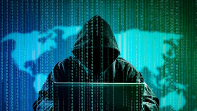 Απατεώνες στο ίντερνετ εκμεταλλεύονται τον πόλεμο στην Ουκρανία – Τι πρέπει να προσέχουμε