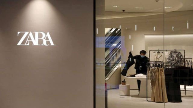 Ουρές στα ZARA: Έχουν έκπτωση 45% και εξαντλήθηκαν