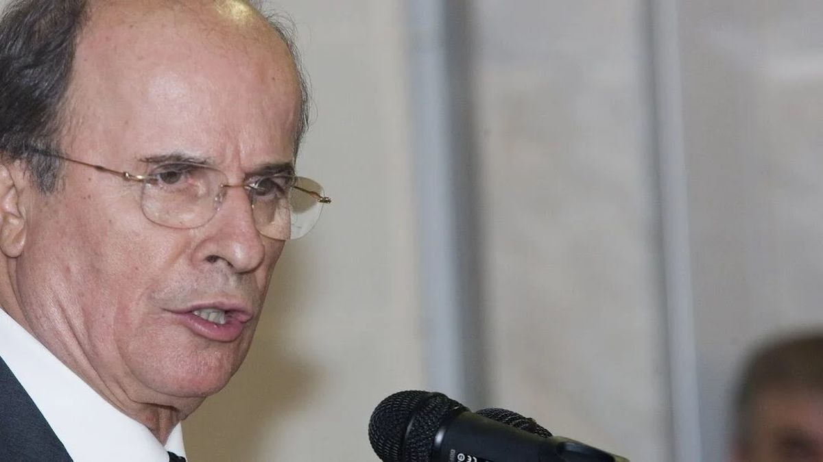 Πέθανε ο πρώην υπουργός Αντώνης Φούσας