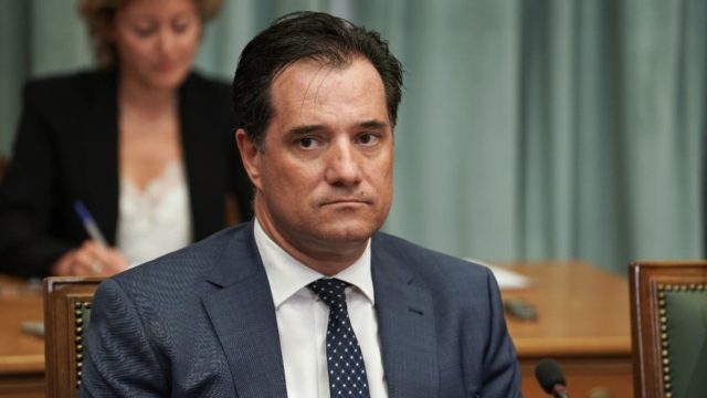 Δύσκολες στιγμές για τον Άδωνι Γεωργιάδη: Πέταξαν γκαζάκια στο πολιτικό του γραφείο