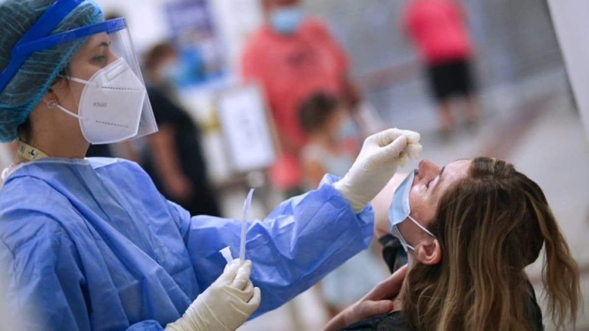 Κορωνοϊός: Σταθερά πάνω από τις 15.000 τα ημερήσια (26/3) κρούσματα – Ψηλά παραμένουν και οι θάνατοι