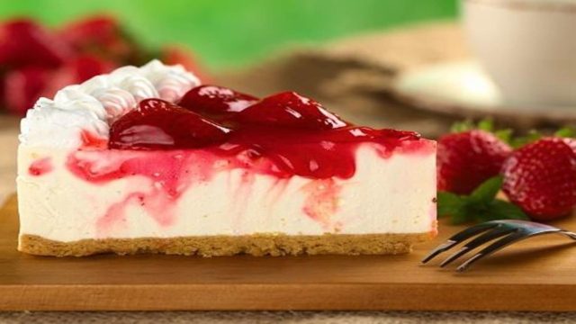 Νηστίσιμο cheesecake γίνεται; Κι’ όμως γίνεται και είναι ένα από τα πιο νόστιμα γλυκά ψυγείου