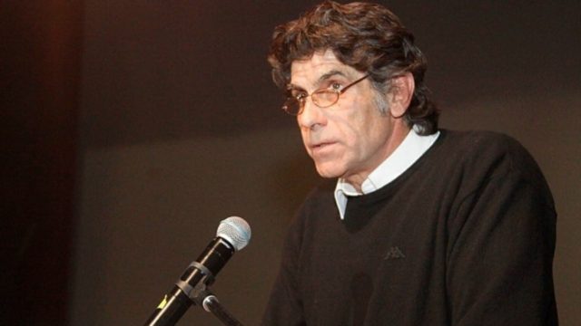 Σκληρόπετσος ο Γιάννης Μπέζος: Όταν αρνιόταν να βοηθήσει την κόρη του (Video)