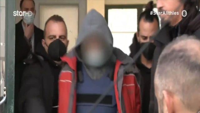 Έγκλημα στην Ανδραβίδα: «Δεν τους σκότωσα για τα ενοίκια» – Ανοίγει ο φάκελος με τις ανεξιχνίαστες υποθέσεις μετά το τετραπλό φονικό; (Video)