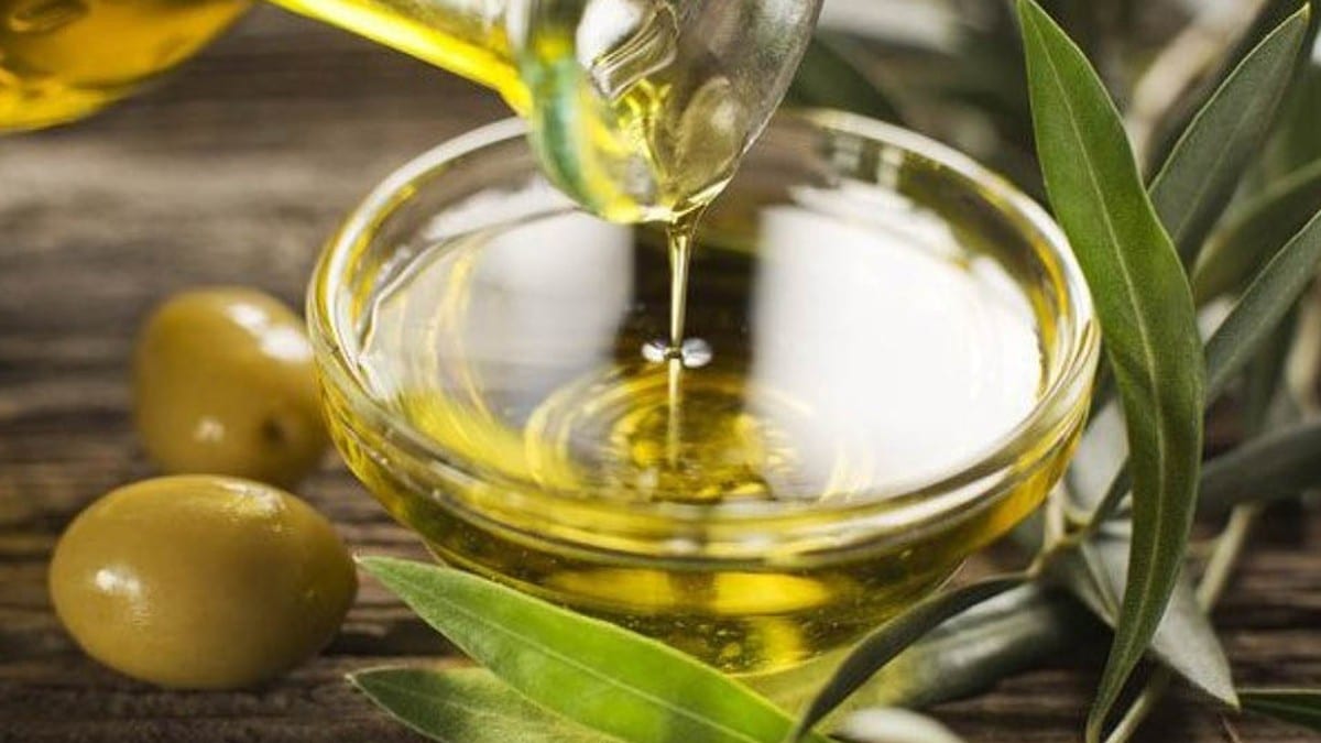 Ο έξυπνος τρόπος για να ξεχωρίσετε το έξτρα παρθένο ελαιόλαδο – Το τεστ της πατάτας