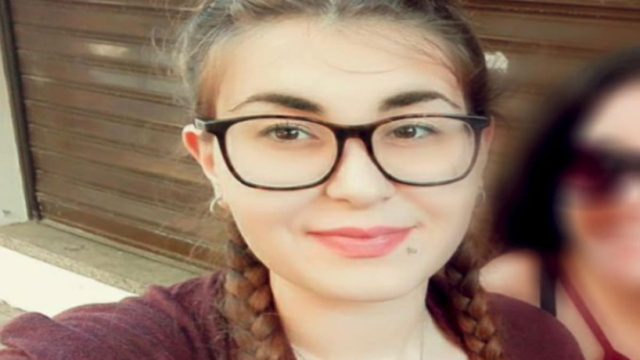 Συνεχίζεται μετά από επεισοδιακή διακοπή η δίκη για την δολοφονία της Ελένης Τοπαλούδη – Γιατί απουσιάζουν οι γονείς της δολοφονημένης φοιτήτριας;