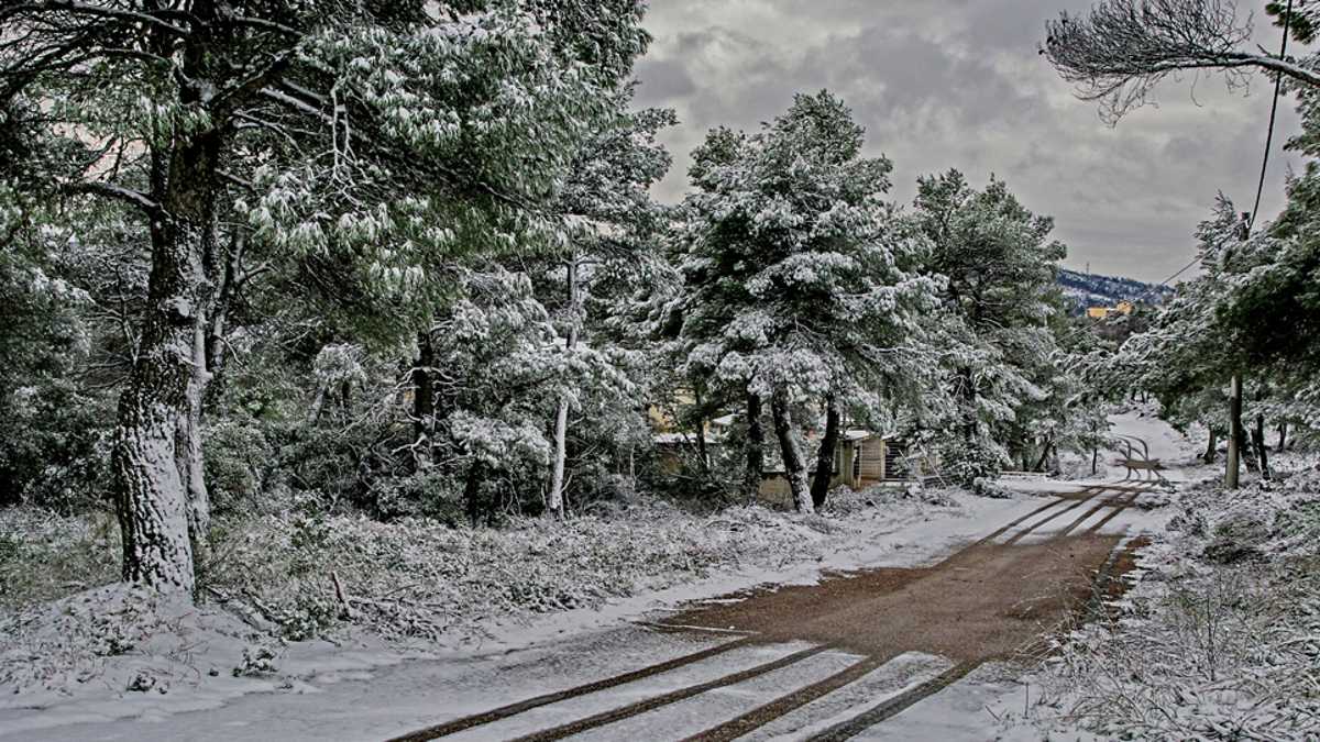 Κακοκαιρία Φίλιππος: Έκτακτη προειδοποίηση της Πολιτικής Προστασίας – «Θα το στρώσει και στο κέντρο της Αθήνας, αποφύγετε τις μετακινήσεις»
